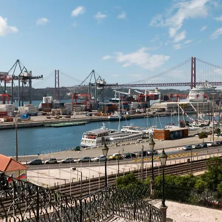 Akicity Santos Lime Apartment