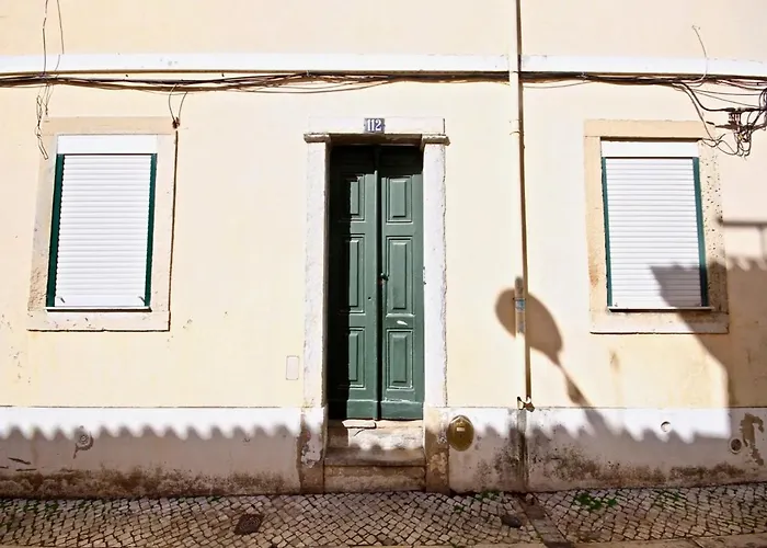 Akicity Santos Lime ליסבון